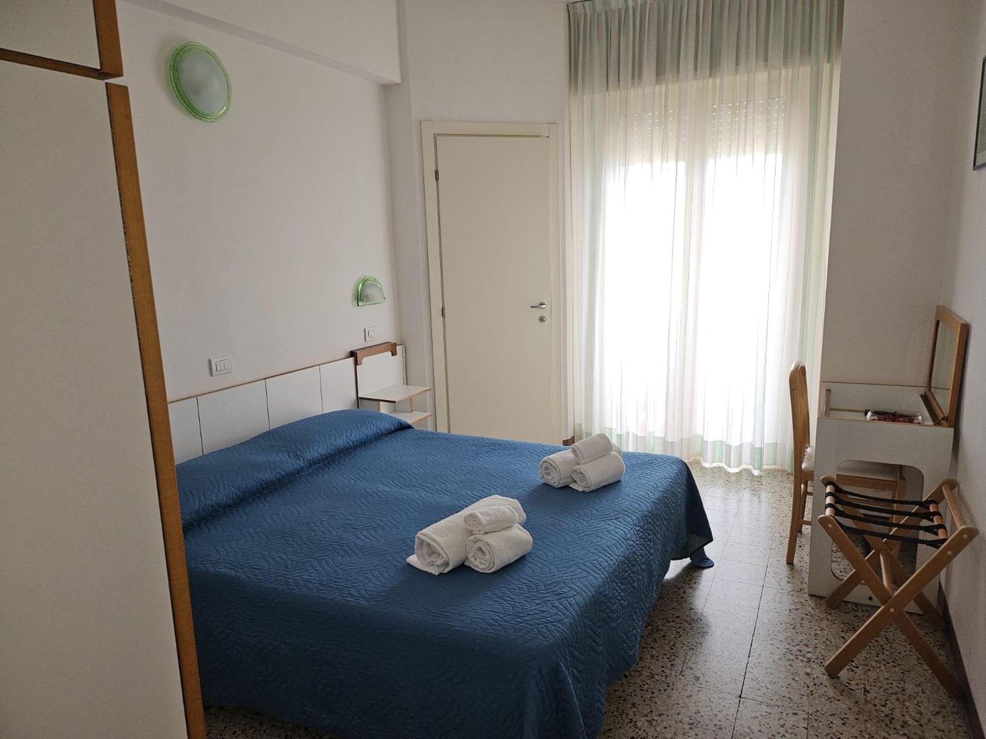 Hotel Villa Rosa Misano Adriatico Esterno foto