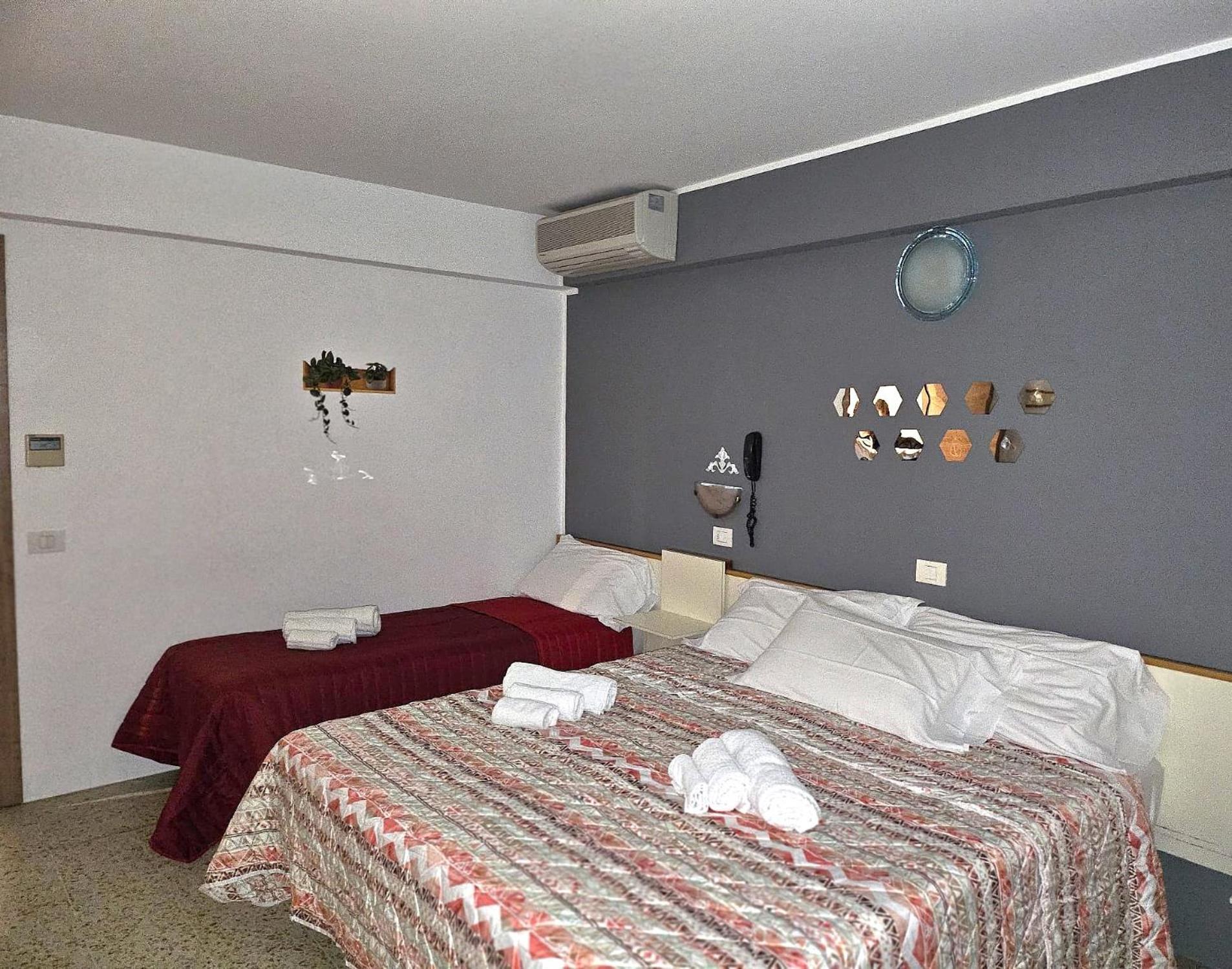 Hotel Villa Rosa Misano Adriatico Esterno foto