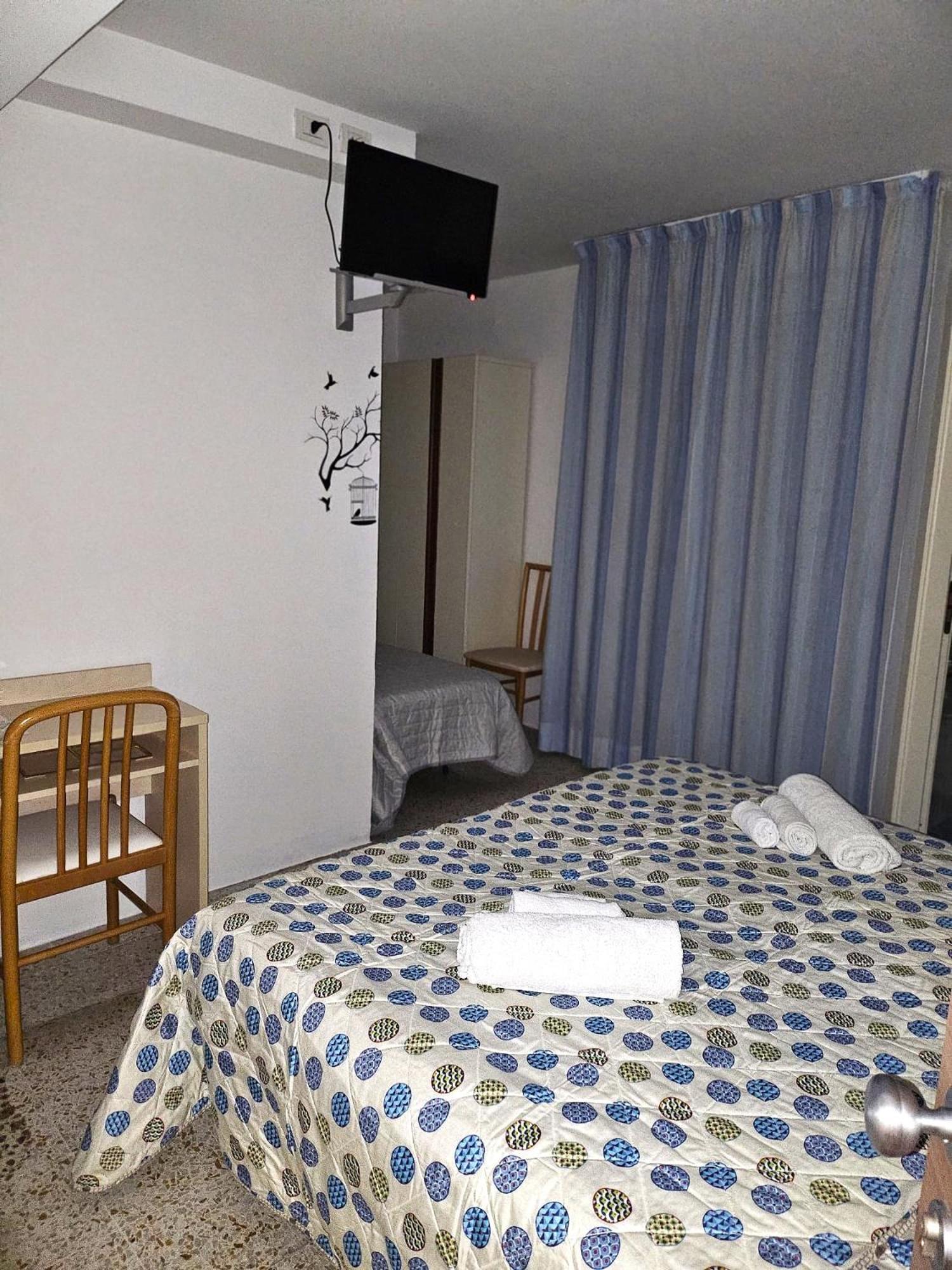 Hotel Villa Rosa Misano Adriatico Esterno foto