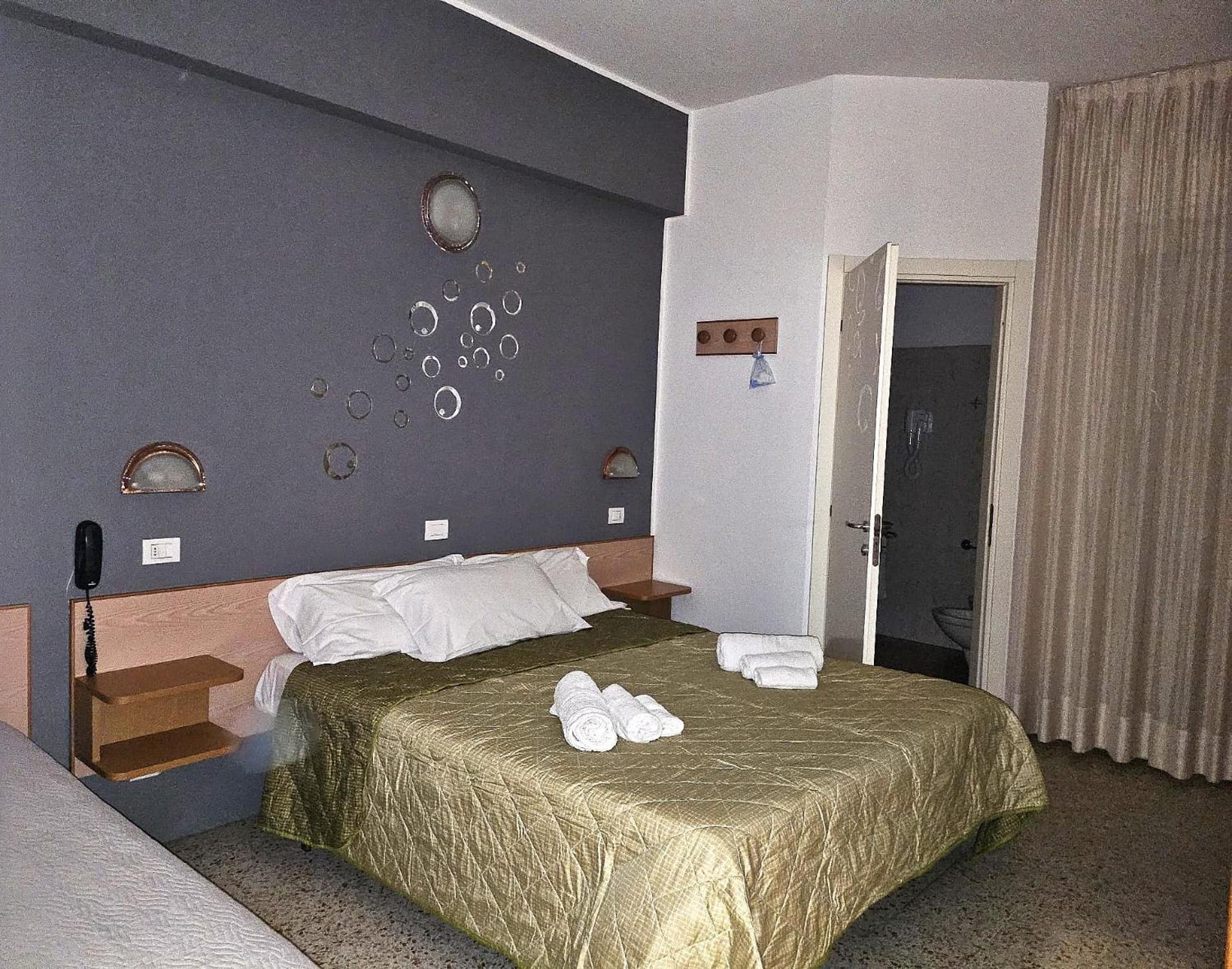 Hotel Villa Rosa Misano Adriatico Esterno foto