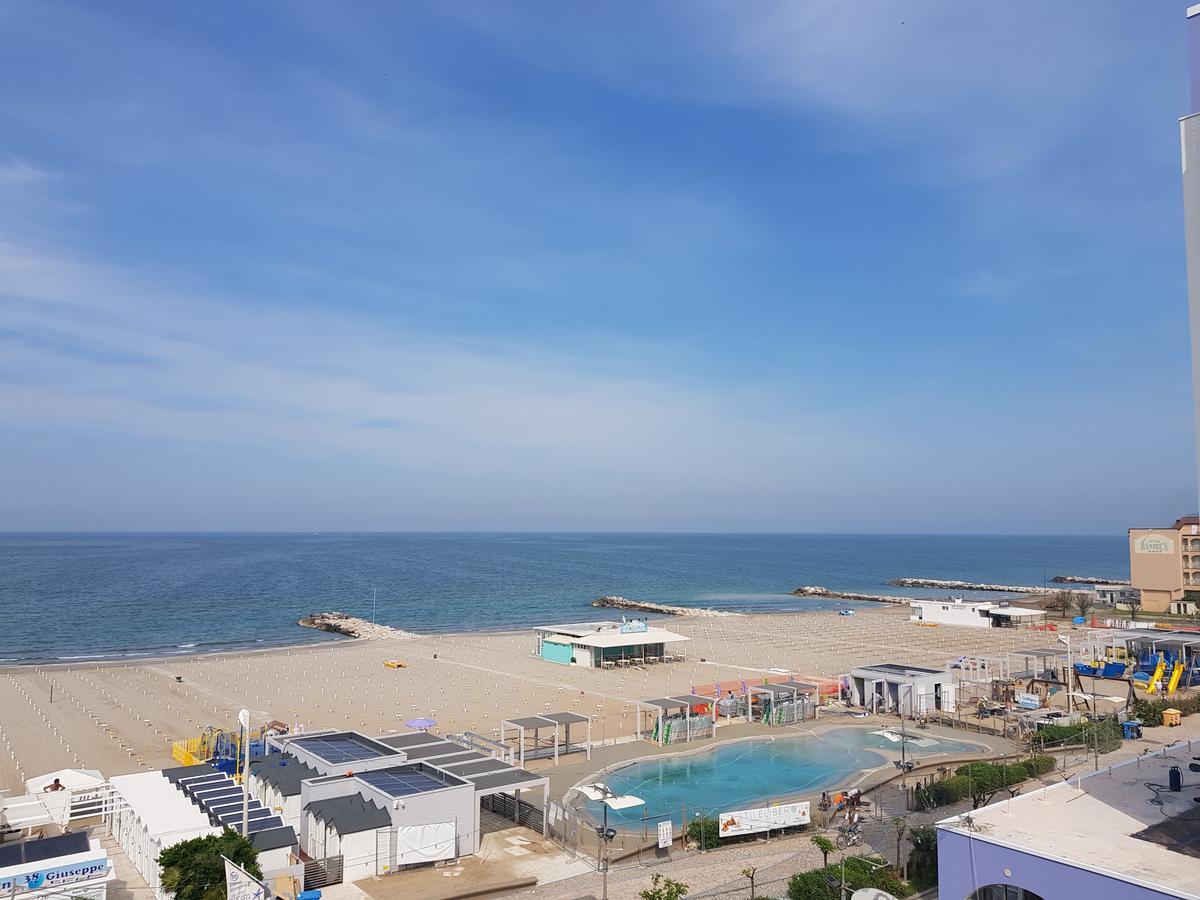 Hotel Villa Rosa Misano Adriatico Esterno foto