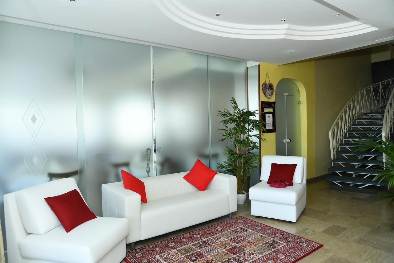 Hotel Villa Rosa Misano Adriatico Esterno foto